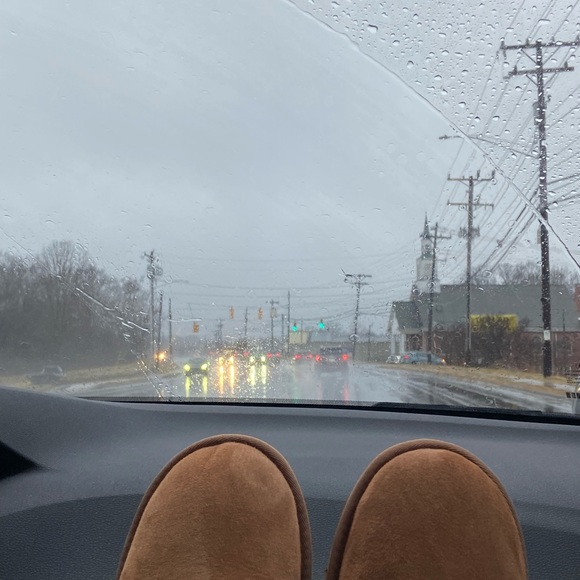 Meet your Posher, Olivia - Picture 1 of 1